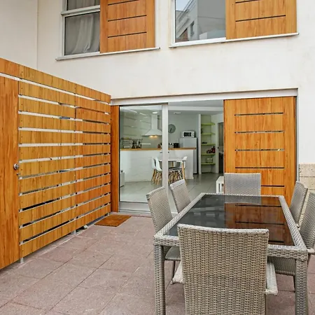 Sunny Duplex Martines