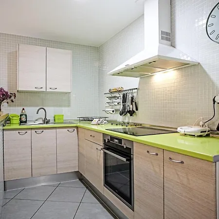 Sunny Duplex Martines * אל מדאנו