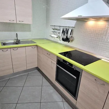 Апартаменты Sunny Duplex Martines