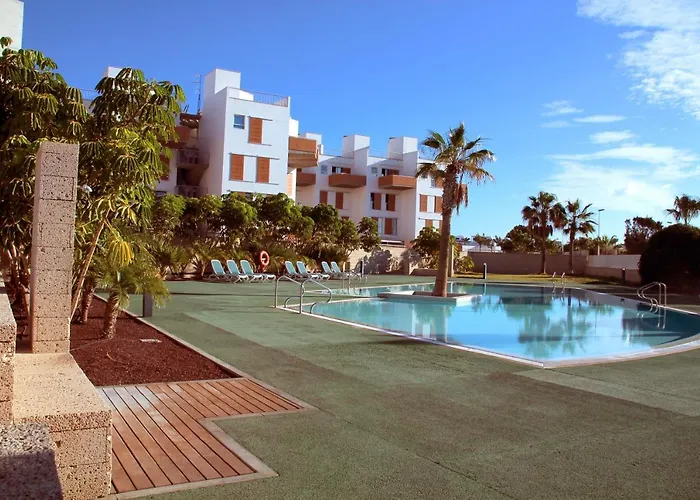 Sunny Duplex Martines *